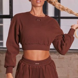 Brown cropped sweatshirt .I’ve worn it once maybe twice , in perfect condition